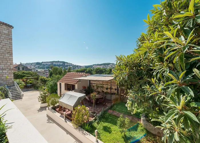 Apartment Miljas
