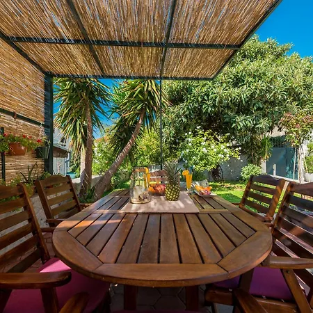 Apartment Miljas