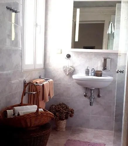 Miljas Ντουμπρόβνικ