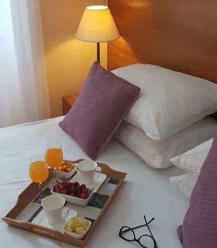 米尔耶丝公寓酒店