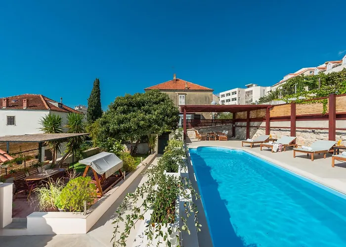 Miljas * Ντουμπρόβνικ