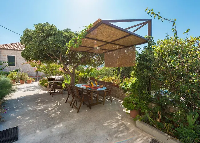 Miljas Apartman *